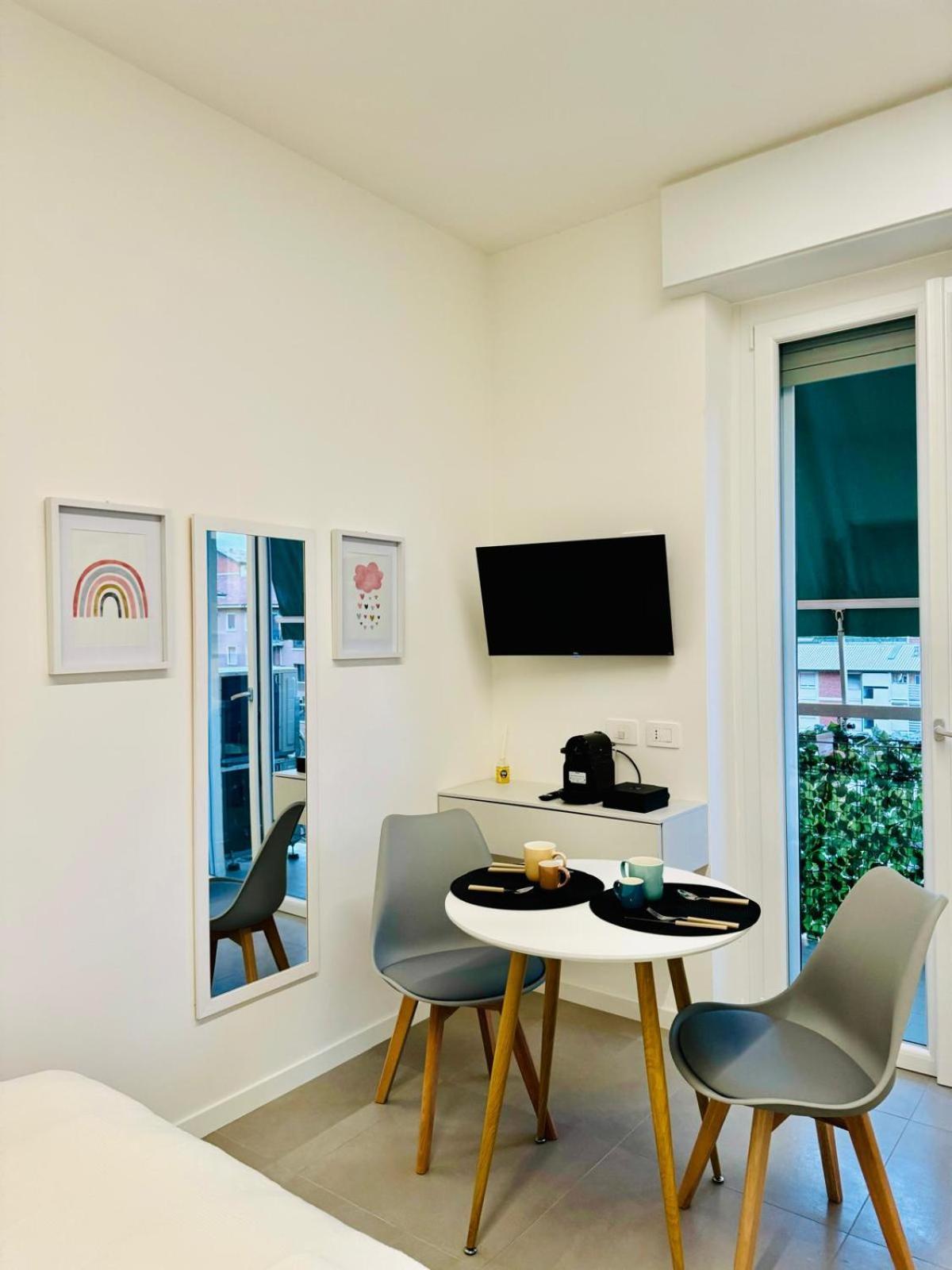 Urban Cloud Apartments Milaan Buitenkant foto